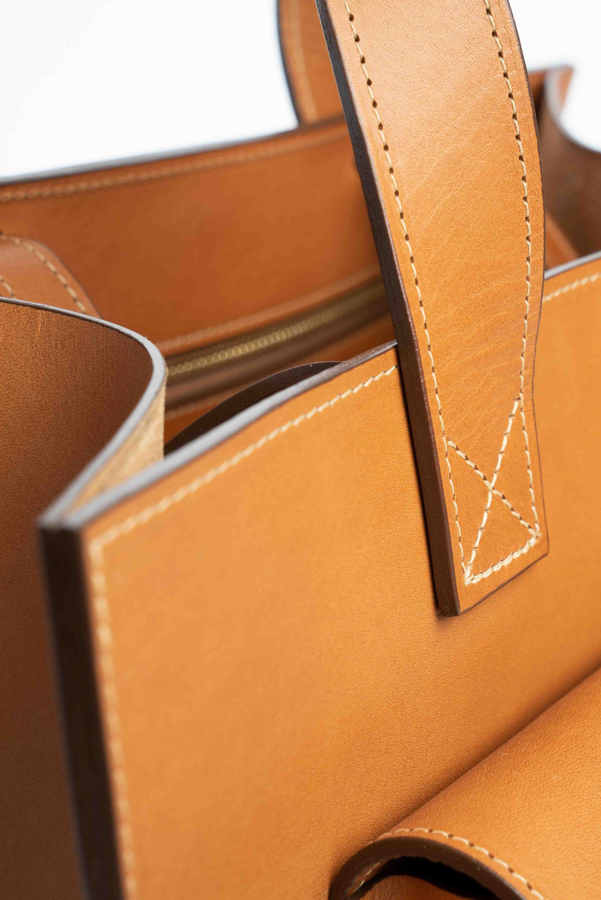 Pioneer Tote - Tan - Large