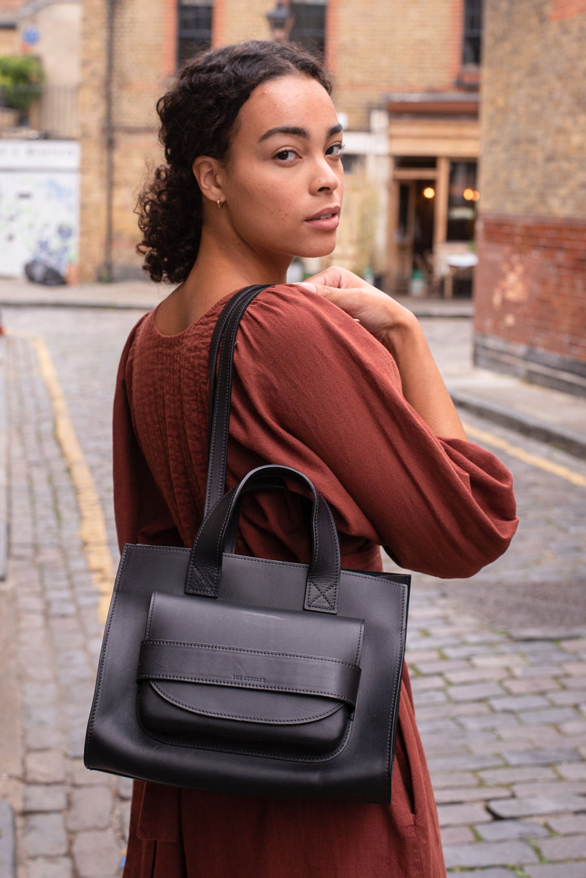 Pioneer Tote - Black - Medium