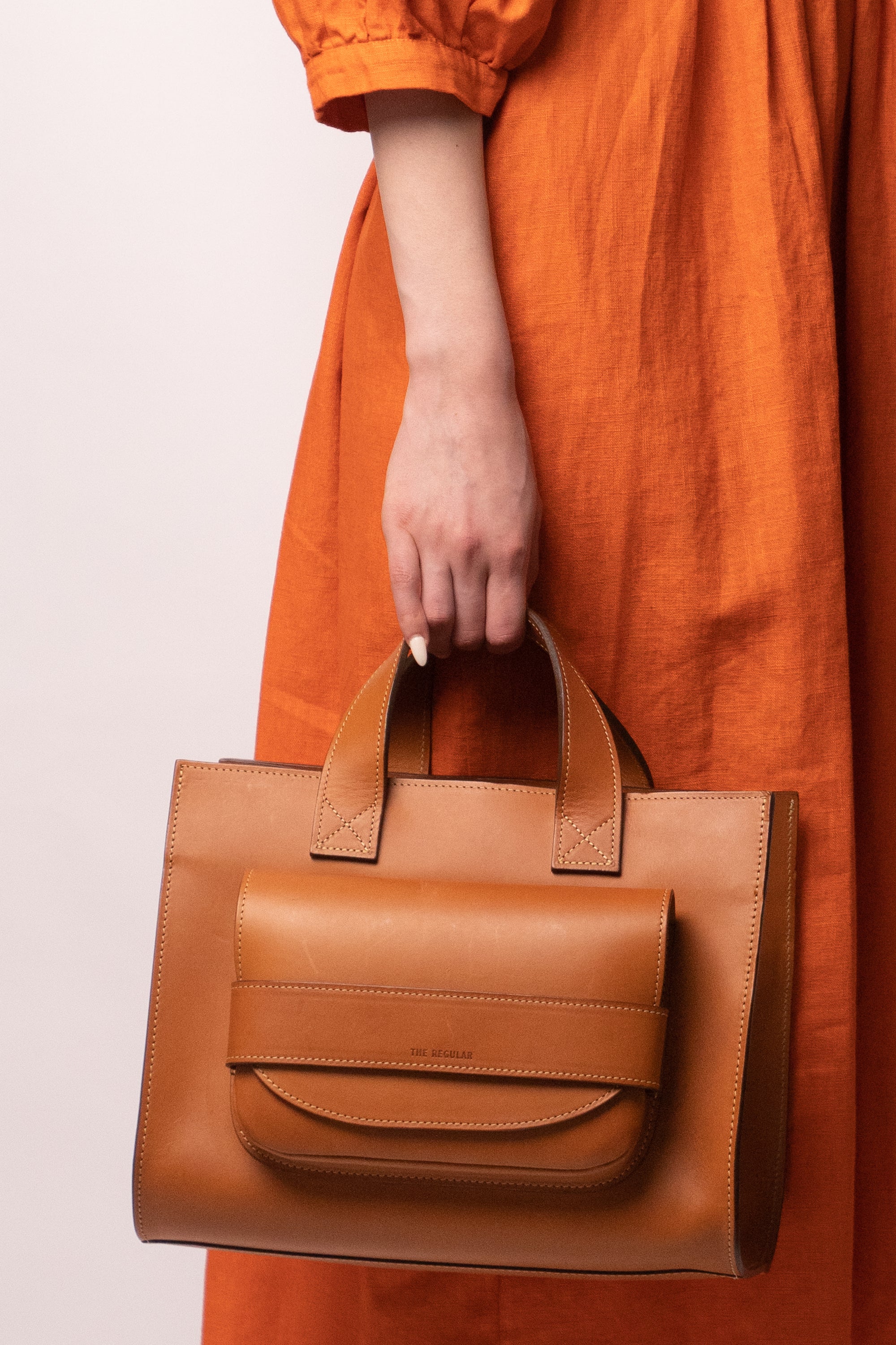 Pioneer Tote - Tan - Medium