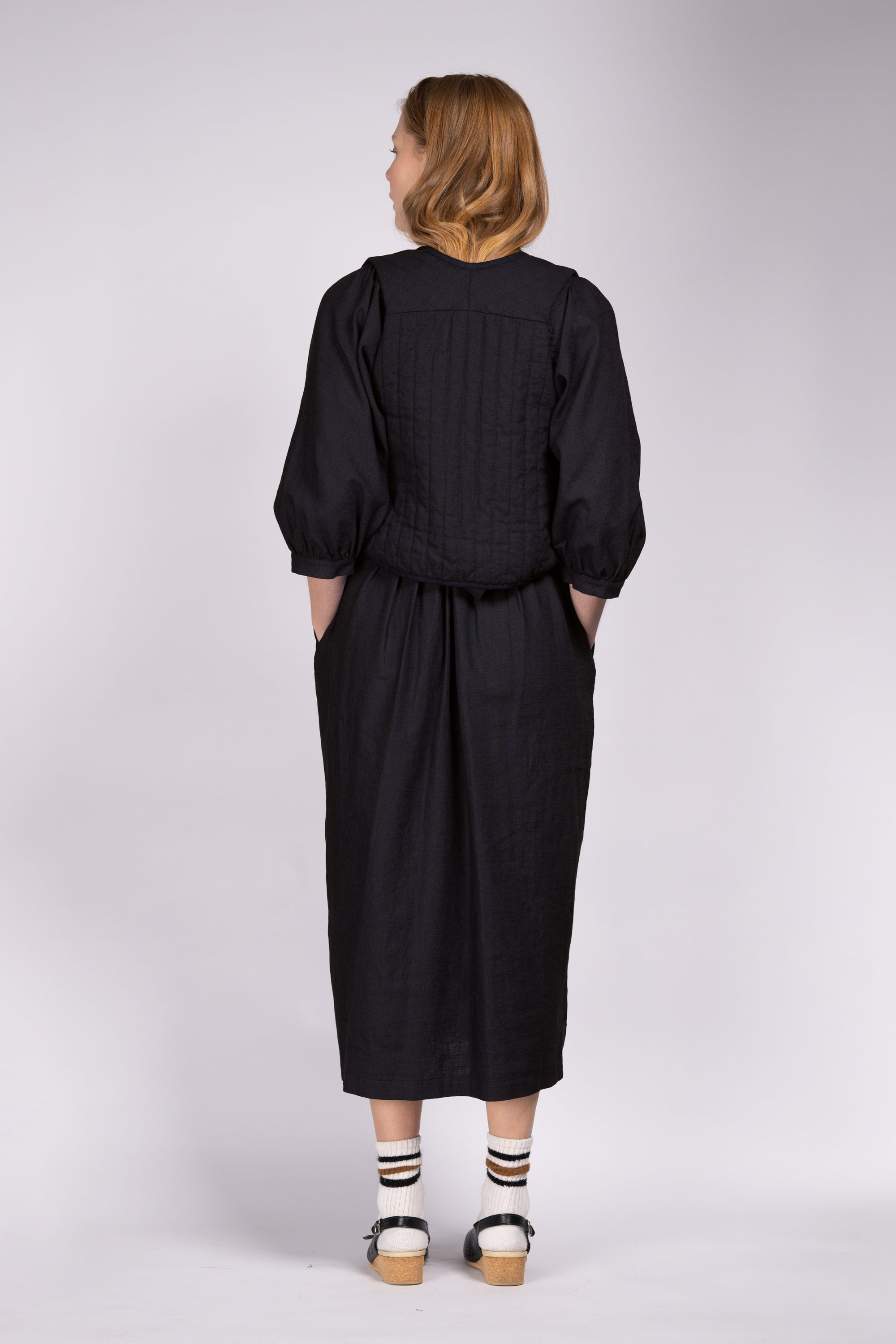 'Woodstock' Quilt Waistcoat - Black Linen