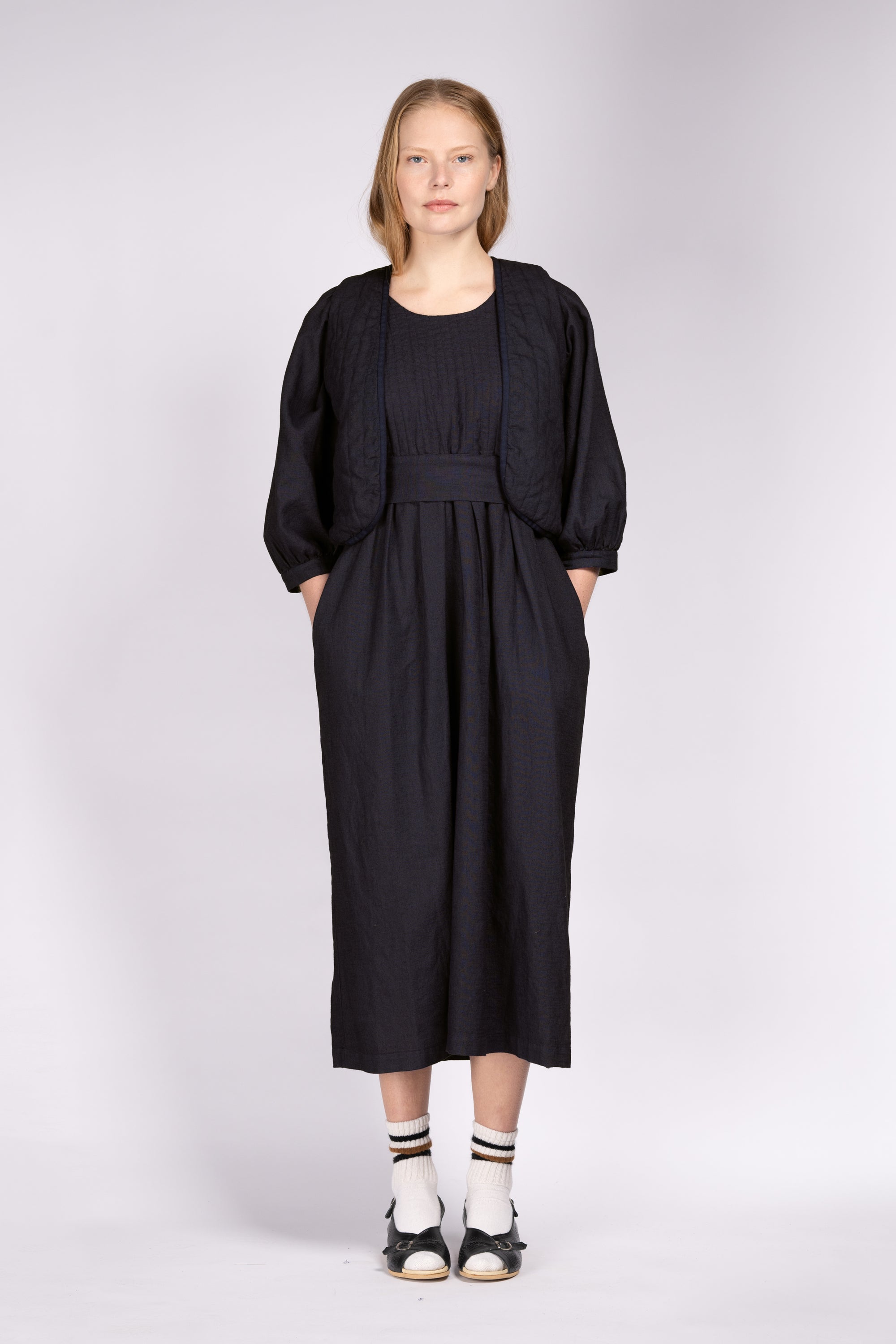 'Woodstock' Quilt Waistcoat - Black Linen